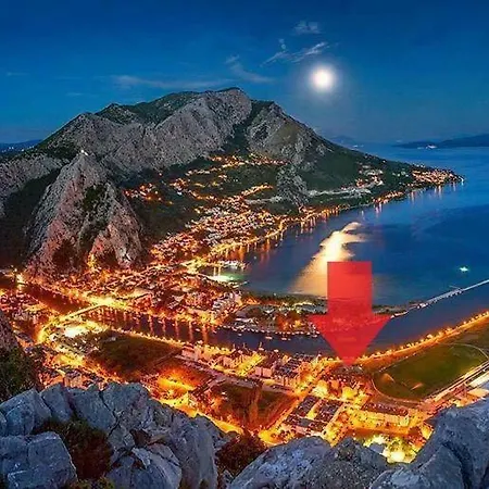 Lägenhet City Apartment Omis Omiš