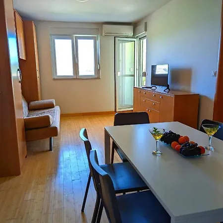 Lägenhet City Apartment Omis *